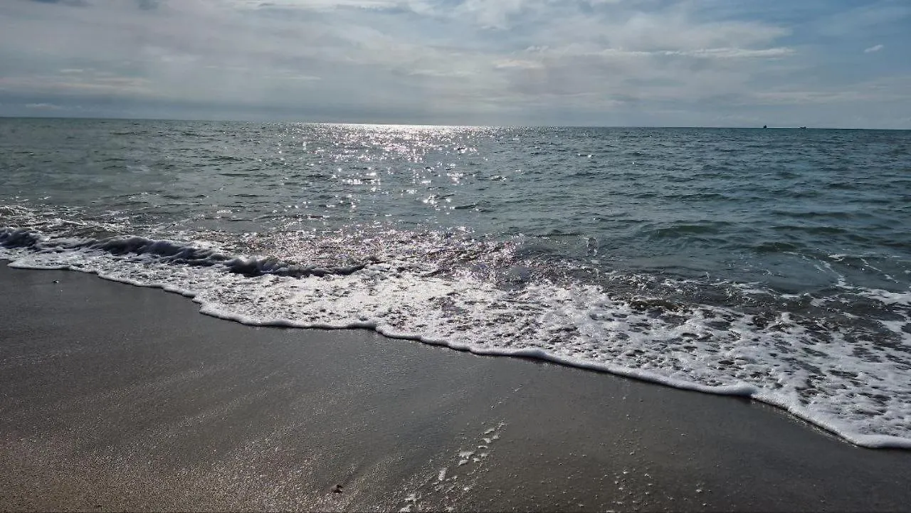 Sea Beach Apartment Golem